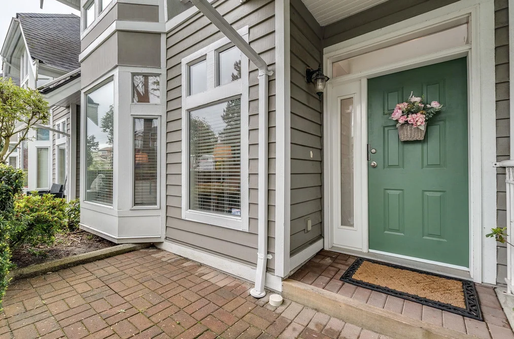 4 233 E 6TH STREET, North Vancouver BC V7L 1P4, North Vancouver BC — Residential for Sale - Photo 2