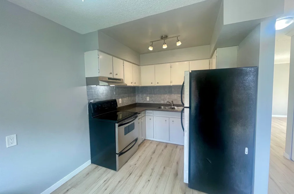 4 306 HIGHLAND WAY, Port Moody BC V3H 3V7, Port Moody BC — Residential for Sale - Photo 3