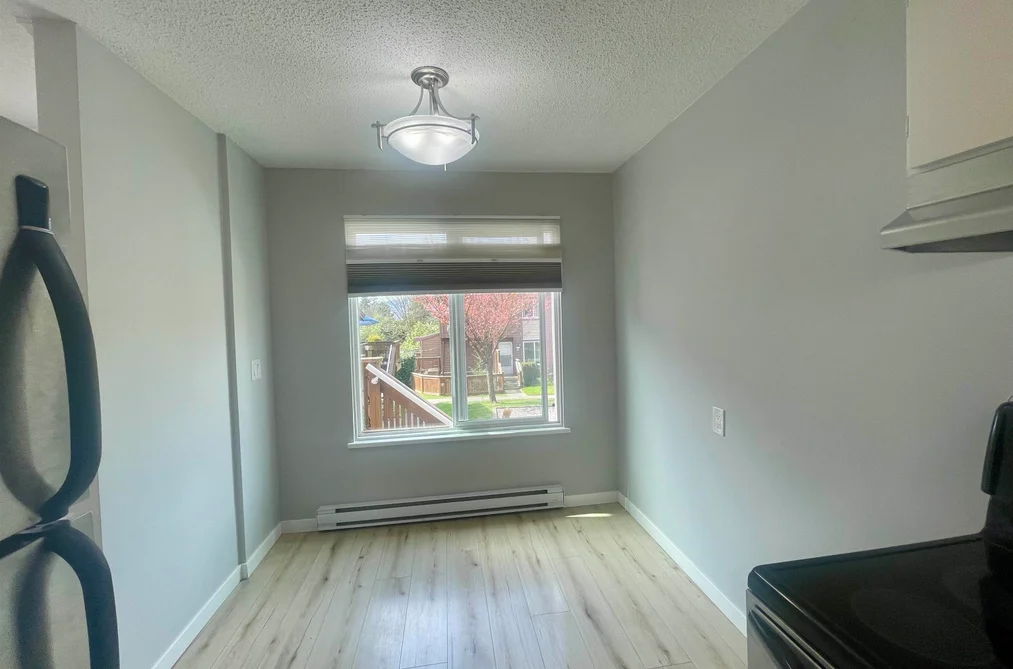 4 306 HIGHLAND WAY, Port Moody BC V3H 3V7, Port Moody BC — Residential for Sale - Photo 4