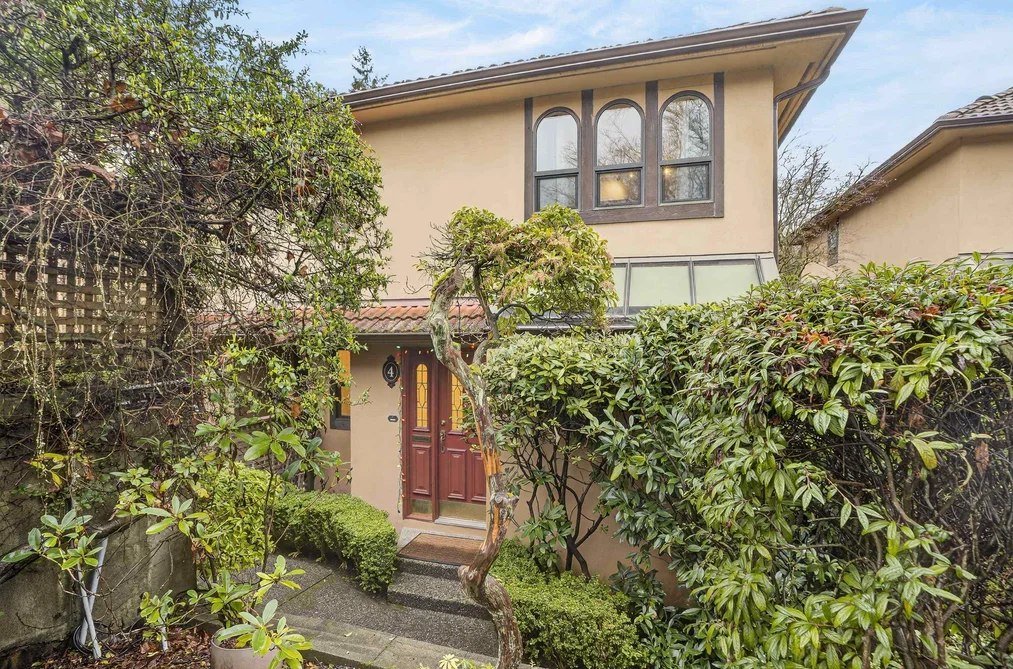 Townhouse for sale at 4 3301 W 16th Avenue Vancouver British Columbia - MLS: R3116996