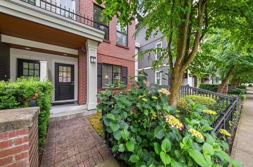 Townhouse for sale at 4 3399 151 Street Surrey British Columbia - MLS: R3084228