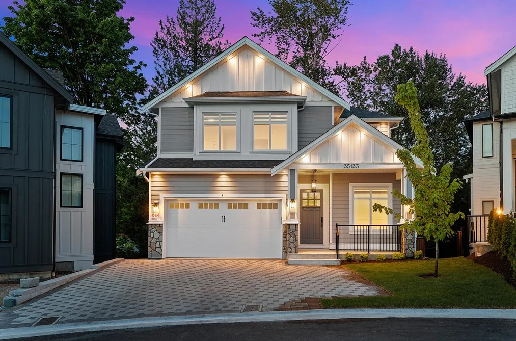House for sale at 4 35133 Christina Place Abbotsford British Columbia - MLS: R3077598