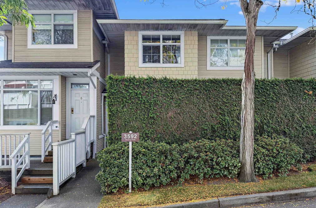 Townhouse for sale at 4 3592 Whitney Place Vancouver British Columbia - MLS: R3161369