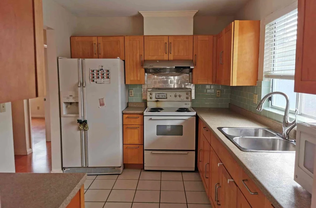 4 3600 CUNNINGHAM DRIVE, Richmond, BC — Residential for Sale — Photo 4 of 8
