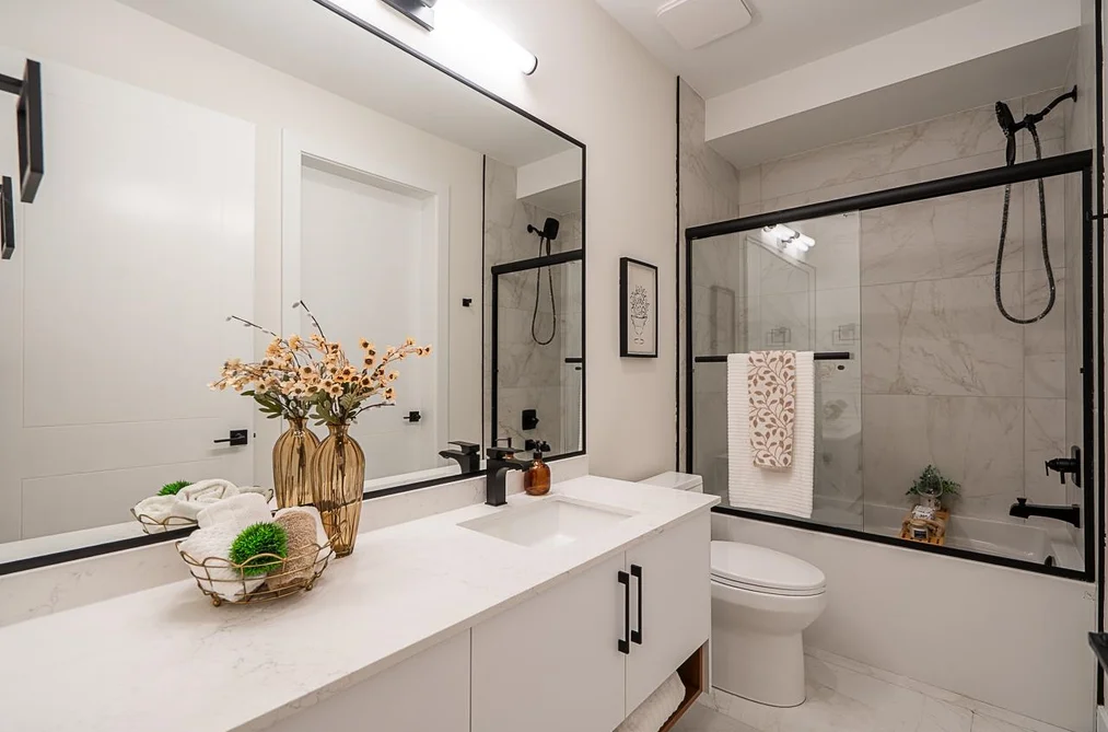 4-3638 Normandy Drive, Vancouver, BC - Half Duplex for Sale - Photo 20 of 32 4-3638 Normandy Drive, Vancouver, BC - Half Duplex for Sale - Photo 20 of 32