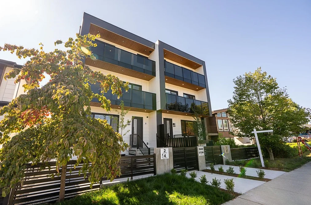 Half Duplex for sale at 4 3940 Eton Street Burnaby British Columbia - MLS: R3167032