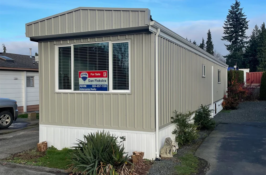 Manufactured Home for sale at 4 4426 232 Street Langley British Columbia - MLS: R3111957