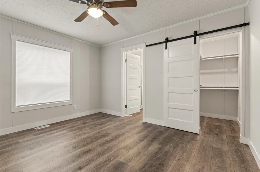 4 44565 MONTE VISTA DRIVE, Chilliwack BC V2R 5T2, Chilliwack BC — Residential for Sale - Photo 2