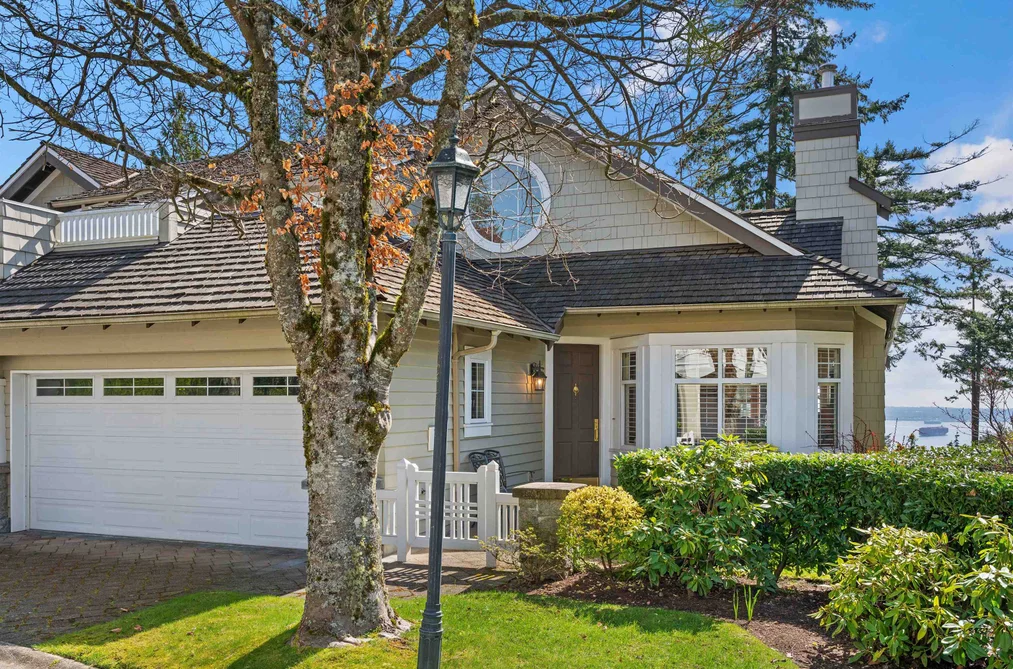 Townhouse for sale at 4 5110 Alderfeild Place West Vancouver British Columbia - MLS: R3090527