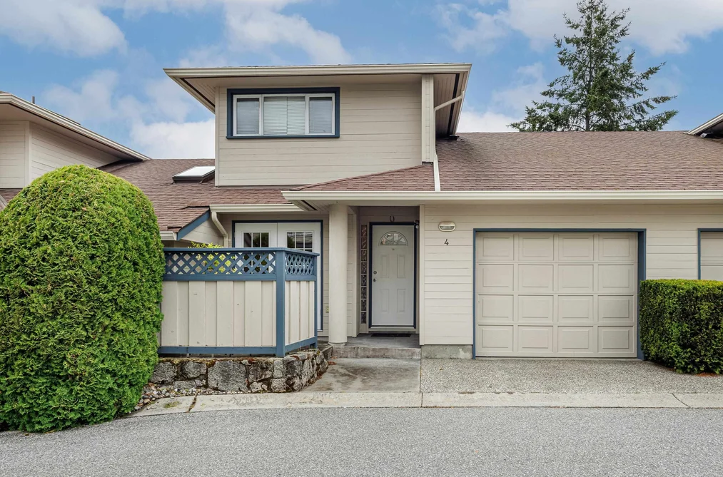 Townhouse for sale at 4 5768 Marine Way Sechelt British Columbia - MLS: R3150940