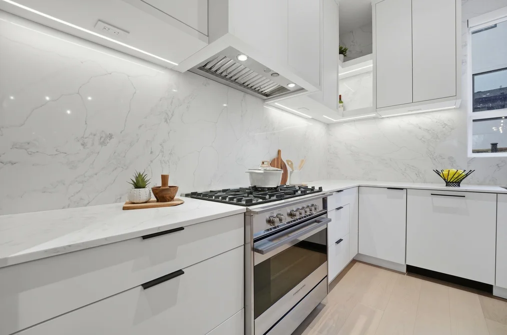 4 6070 ELGIN AVENUE, Burnaby BC V0V 0V0, Burnaby BC — Residential for Sale - Photo 6