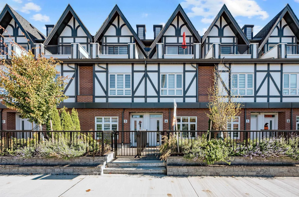 6988 Griffiths Ave Unit 4, Burnaby, BC - MLS: R3172966