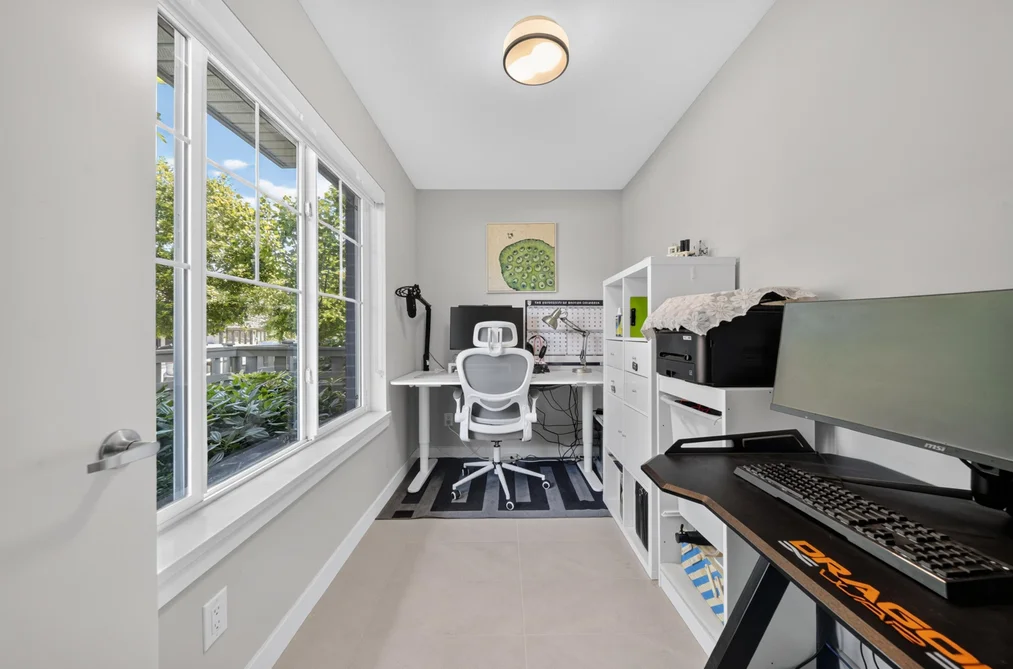 4 7180 LECHOW STREET, Richmond, BC — Residential for Sale — Photo 10 of 38