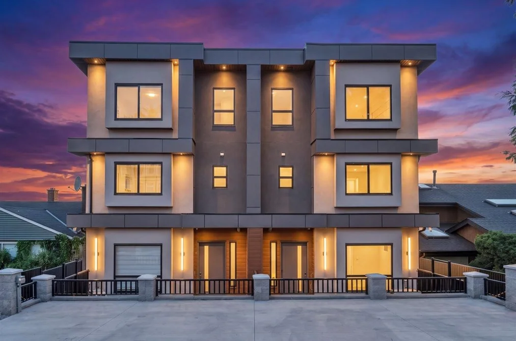 Half Duplex for sale at 4 7275 Ridge Drive Burnaby British Columbia - MLS: R3153019