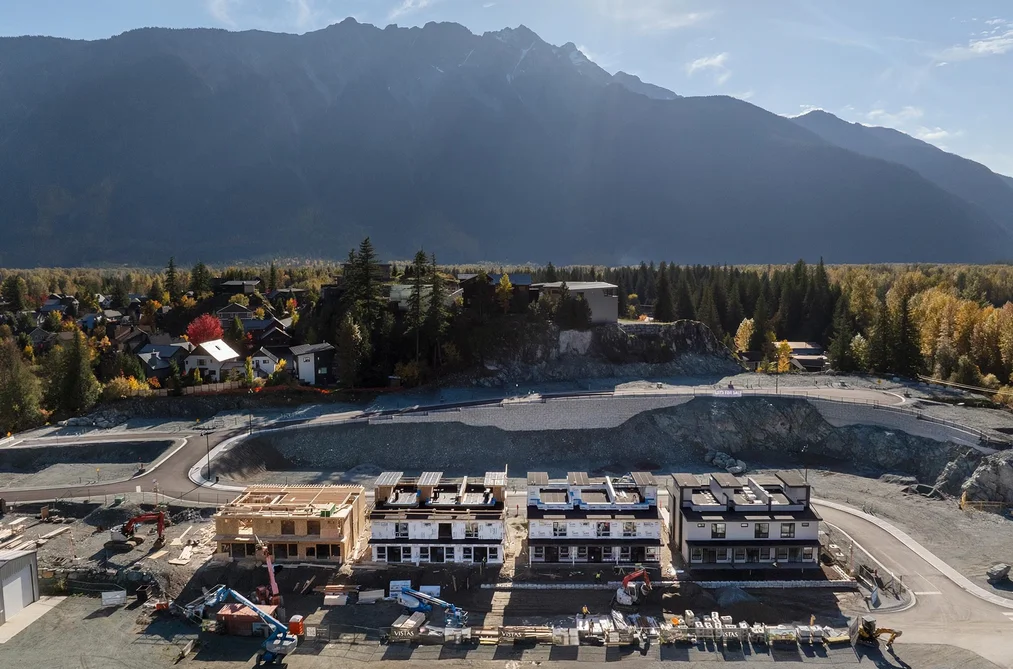 7362 Pemberton Farm Rd East Unit 4, Pemberton, BC - MLS: R3121097