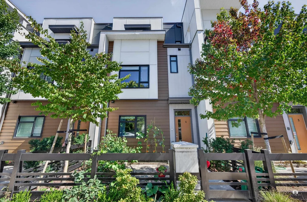 Townhouse for sale at 4 7580 No. 1 Road Richmond British Columbia - MLS: R3162189