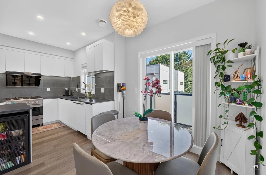 4-7580 No. 1 Road, Richmond, BC - Townhouse for Sale - Photo 12 of 25 4-7580 No. 1 Road, Richmond, BC - Townhouse for Sale - Photo 12 of 25