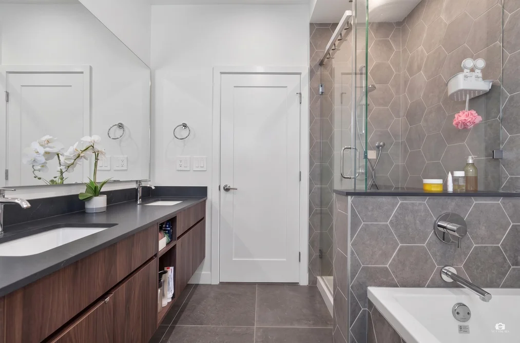4-7580 No. 1 Road, Richmond, BC - Townhouse for Sale - Photo 17 of 25 4-7580 No. 1 Road, Richmond, BC - Townhouse for Sale - Photo 17 of 25