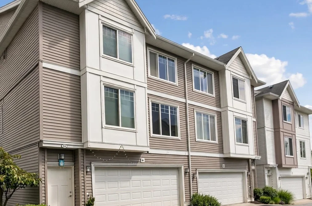 Townhouse for sale at 4 8033 166b Street Surrey British Columbia - MLS: R3151475