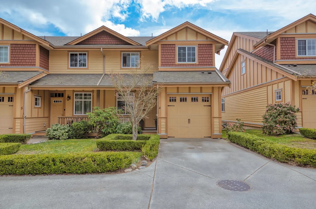 4 809 NORTH ROAD, Gibsons BC V0N 1V9, Gibsons BC — Residential for Sale - Photo 2