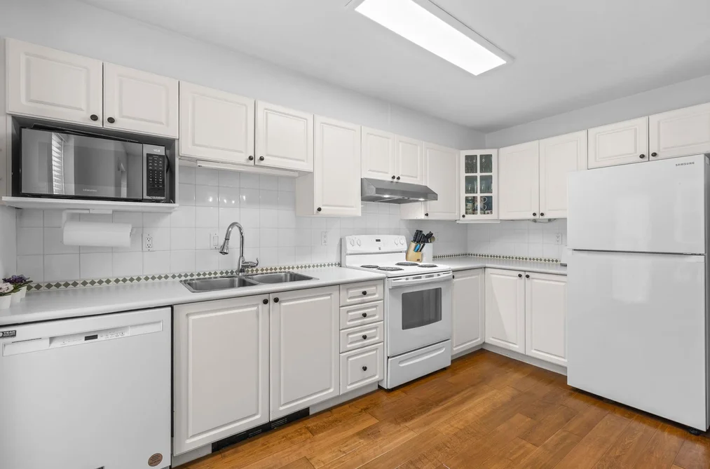 4 8930 WALNUT GROVE DRIVE, Langley, BC — Residential for Sale — Photo 15 of 40