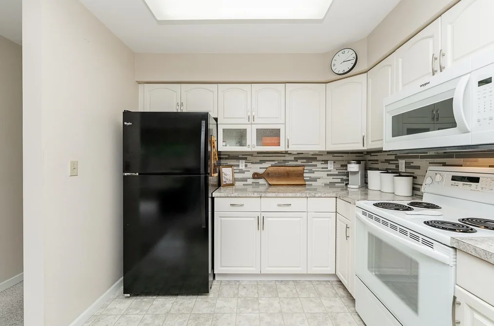 4-9727 152B Street, Surrey, BC - Townhouse for Sale - Photo 17 of 38 4-9727 152B Street, Surrey, BC - Townhouse for Sale - Photo 17 of 38