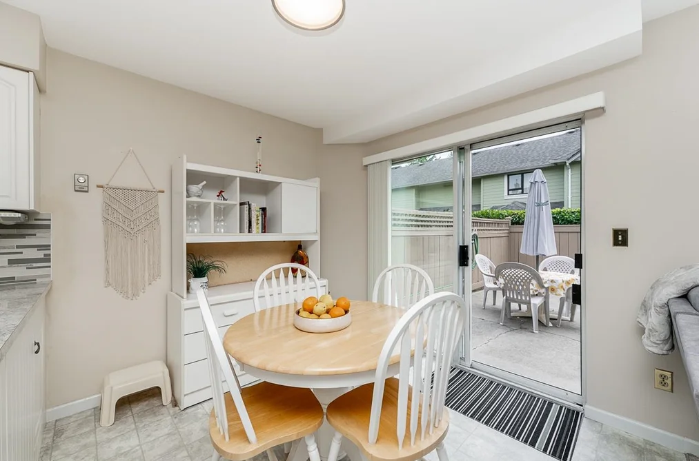 4-9727 152B Street, Surrey, BC - Townhouse for Sale - Photo 18 of 38 4-9727 152B Street, Surrey, BC - Townhouse for Sale - Photo 18 of 38