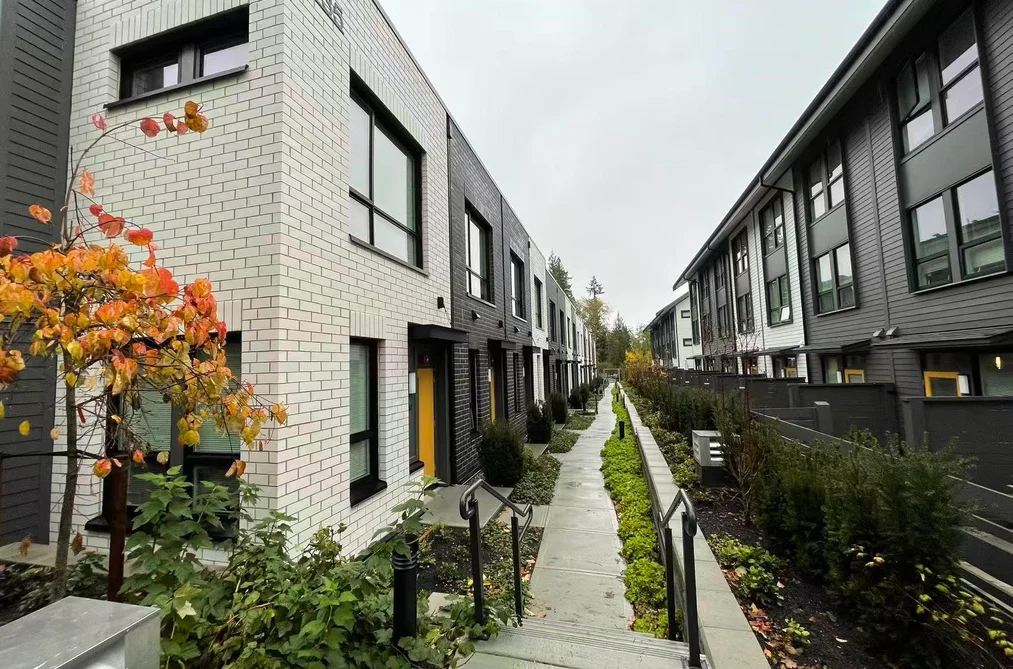 Townhouse for sale at 4 9735 University Crescent Burnaby British Columbia - MLS: R3105104