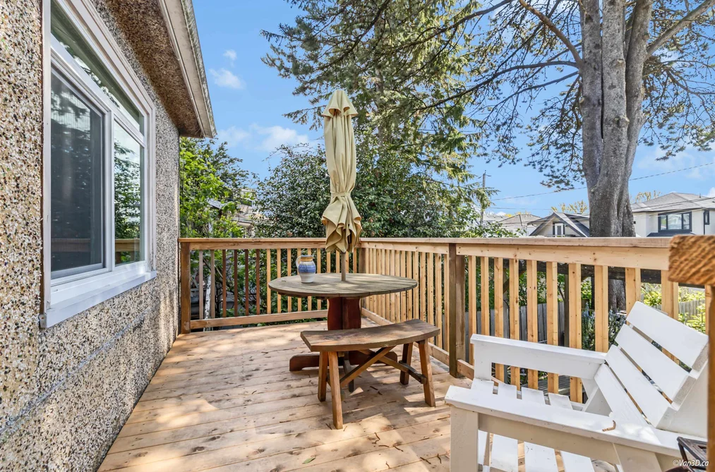 4 E 46TH AVENUE, Vancouver BC V5W 1Z1, Vancouver BC — Residential for Sale — Photo 10 of 32