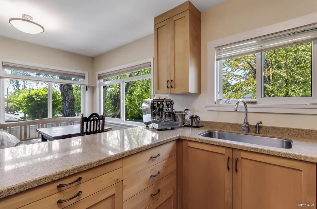 4 E 46TH AVENUE, Vancouver BC V5W 1Z1, Vancouver BC — Residential for Sale — Photo 16 of 32