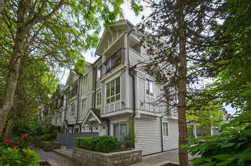 Townhouse for sale at 40 13239 Old Yale Road Surrey British Columbia - MLS: R3125402