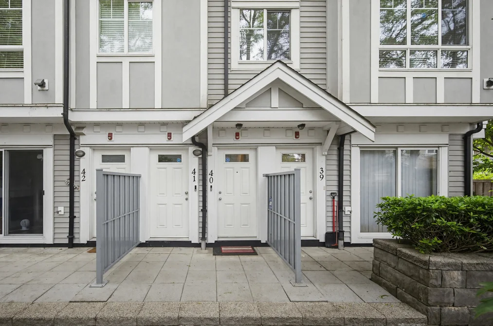40 13239 OLD YALE ROAD, Surrey BC V3T 3C5, Surrey BC — Residential for Sale - Photo 3