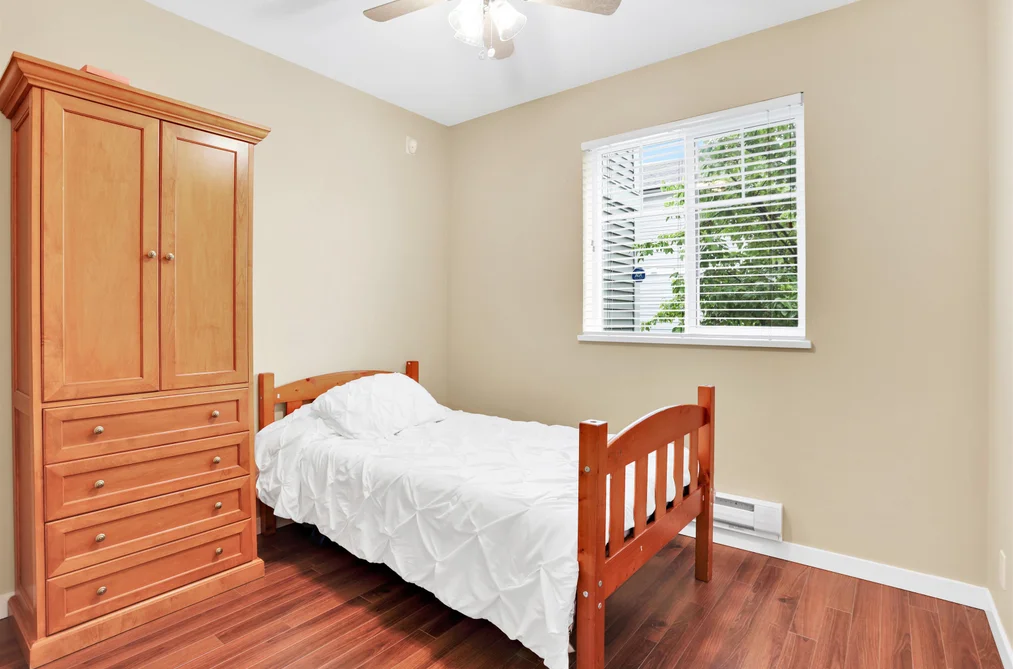 40-13239 Old Yale Road, Surrey, BC - Townhouse for Sale - Photo 9 of 28 40-13239 Old Yale Road, Surrey, BC - Townhouse for Sale - Photo 9 of 28