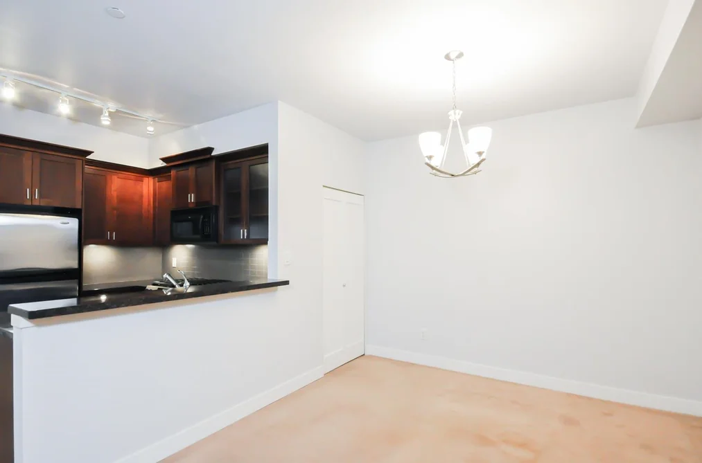 40 7388 MACPHERSON AVENUE, Burnaby BC V5J 0A1, Burnaby BC — Residential for Sale — Photo 11 of 24