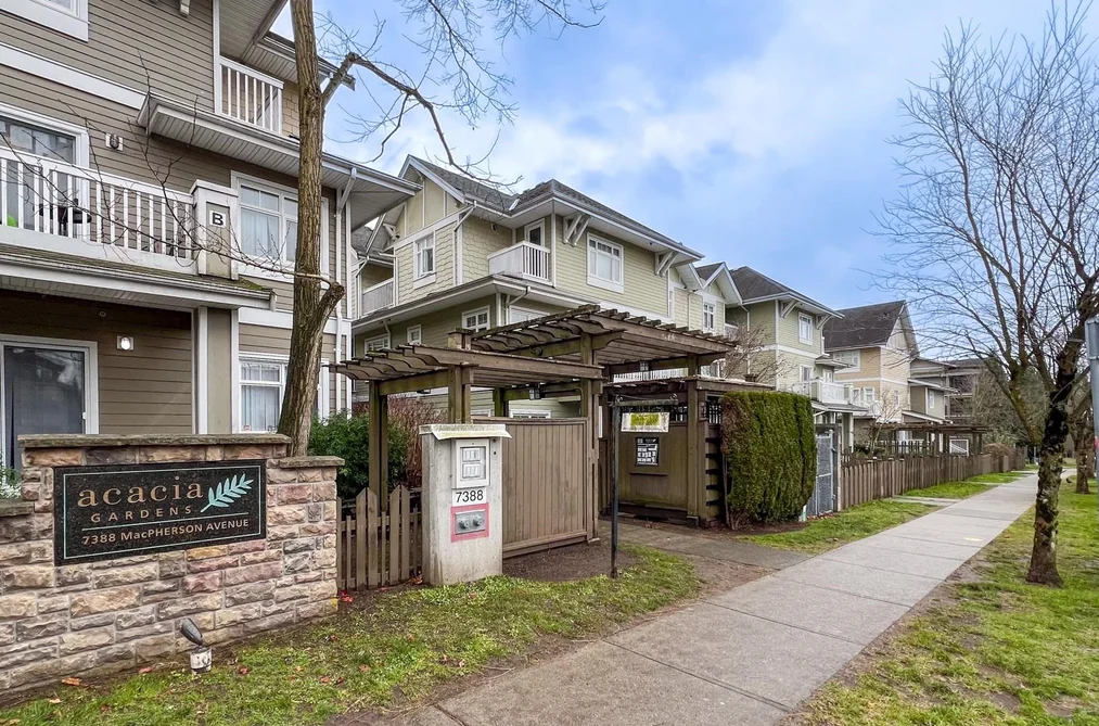 40 7388 MACPHERSON AVENUE, Burnaby BC V5J 0A1, Burnaby BC — Residential for Sale — Photo 3 of 24