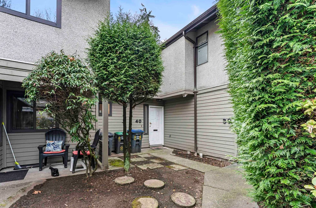 40 9955 140TH STREET, Surrey BC V3T 4M4, Surrey BC — Residential for Sale - Photo 2