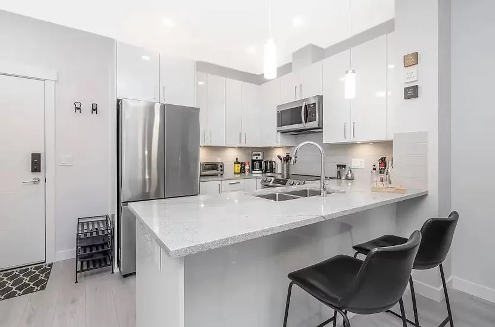 400 32690 14TH AVENUE, Mission BC V2V 0K5, Mission BC — Residential for Sale — Photo 2 of 23