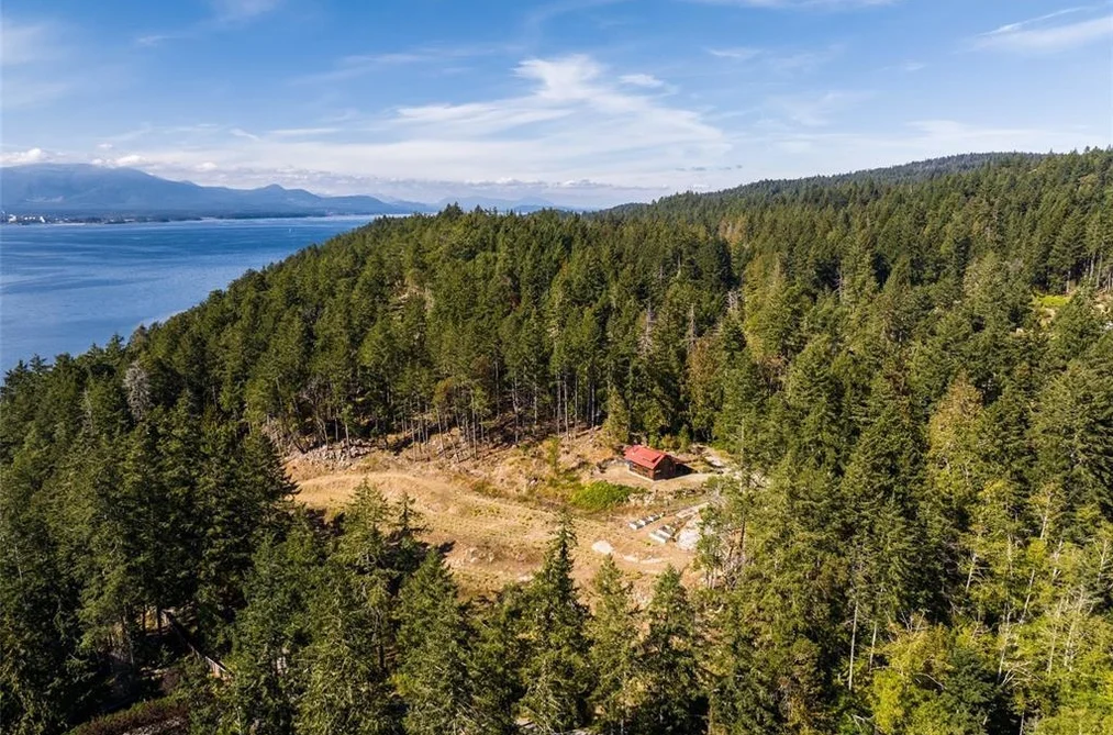 400 BAKER ROAD, Salt Spring Island BC V8K 2N5, Salt Spring Island BC — Residential for Sale - Photo 2