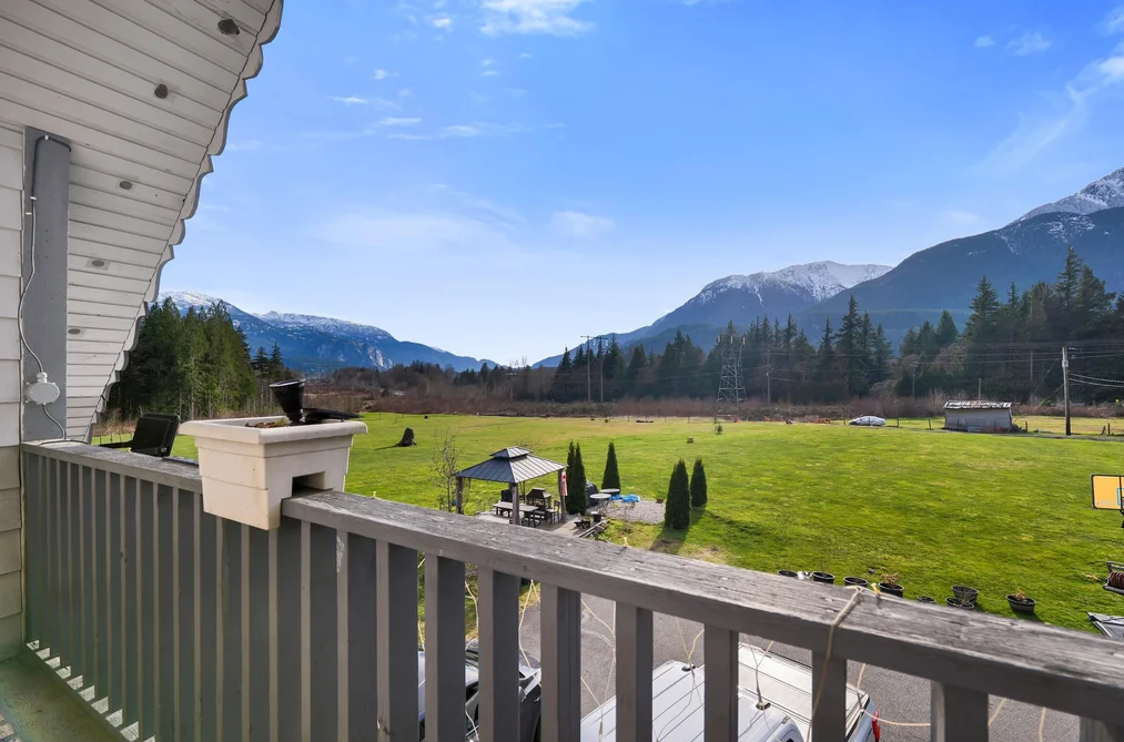 4000 HIGHWAY 99, Squamish BC V0N 1H0, Squamish BC — Residential for Sale - Photo 6