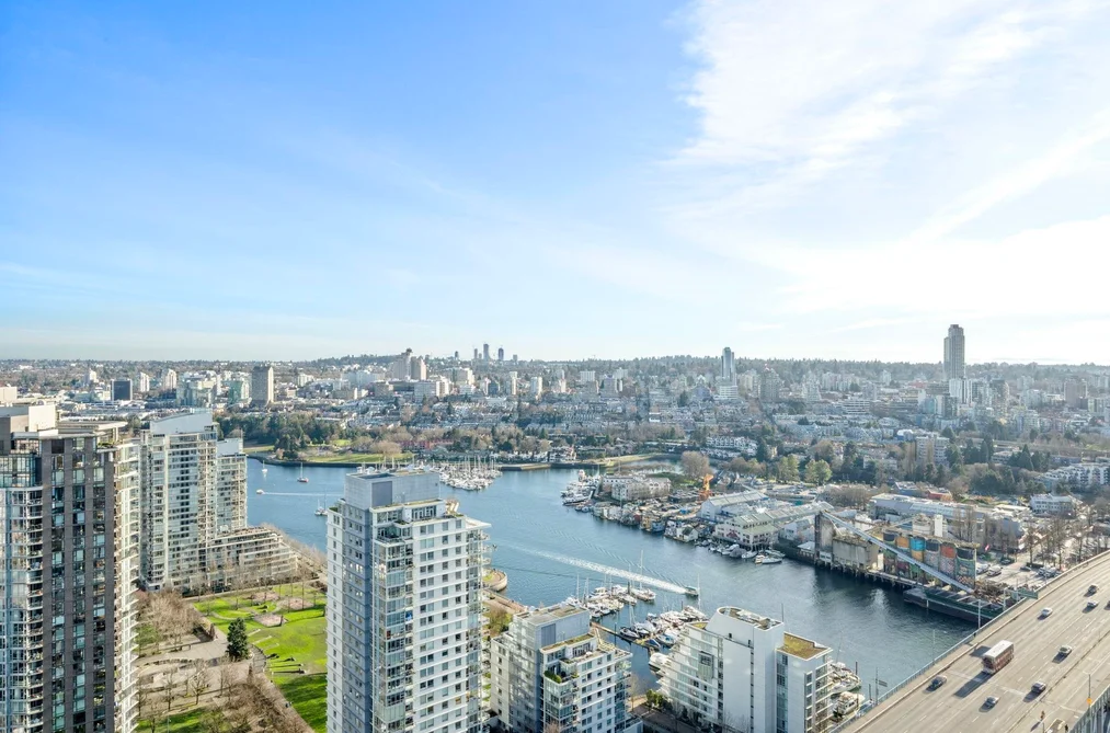 Condo for sale at 4001 1480 Howe Street Vancouver British Columbia - MLS: R3105747