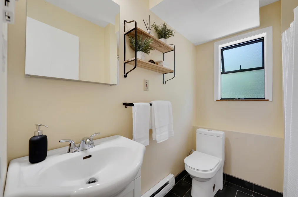 40011 PLATEAU DRIVE, Squamish, BC — Residential for Sale — Photo 25 of 39