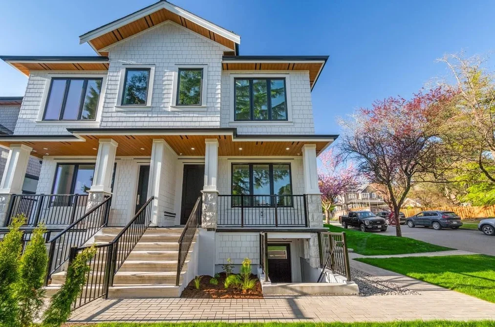 Half Duplex for sale at 4005 W 35th Avenue Vancouver British Columbia - MLS: R3113000
