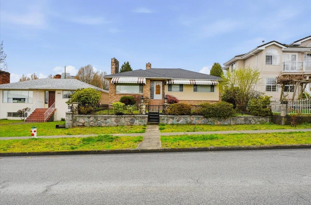 House for sale at 4009 Union Street Burnaby British Columbia - MLS: R3108031