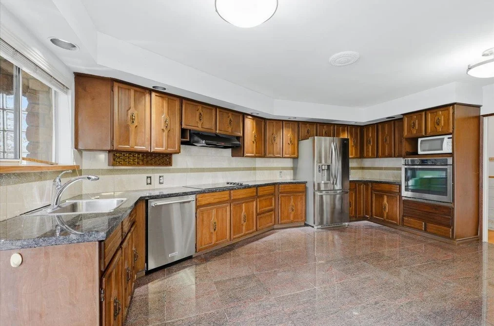 4009 UNION STREET, Burnaby BC V5C 2W9, Burnaby BC — Residential for Sale - Photo 7