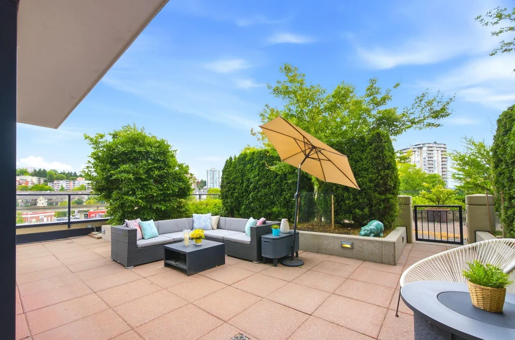 401 1 RENAISSANCE SQUARE, New Westminster BC V3M 0B6, New Westminster BC — Residential for Sale — Photo 22 of 37