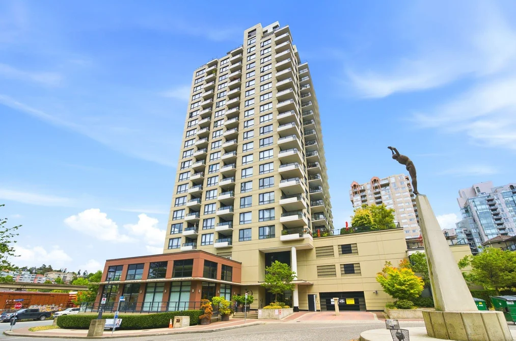 401 1 RENAISSANCE SQUARE, New Westminster BC V3M 0B6, New Westminster BC — Residential for Sale — Photo 36 of 37