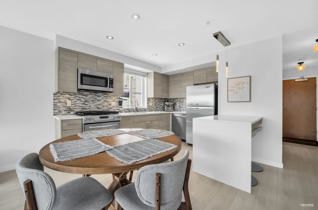 401 122 E 3RD STREET, North Vancouver BC V7L 1E6, North Vancouver BC — Residential for Sale - Photo 5