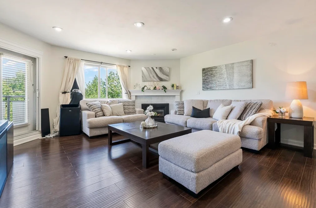 Condo for sale at 401 13680 84 Avenue Surrey British Columbia - MLS: R3154846