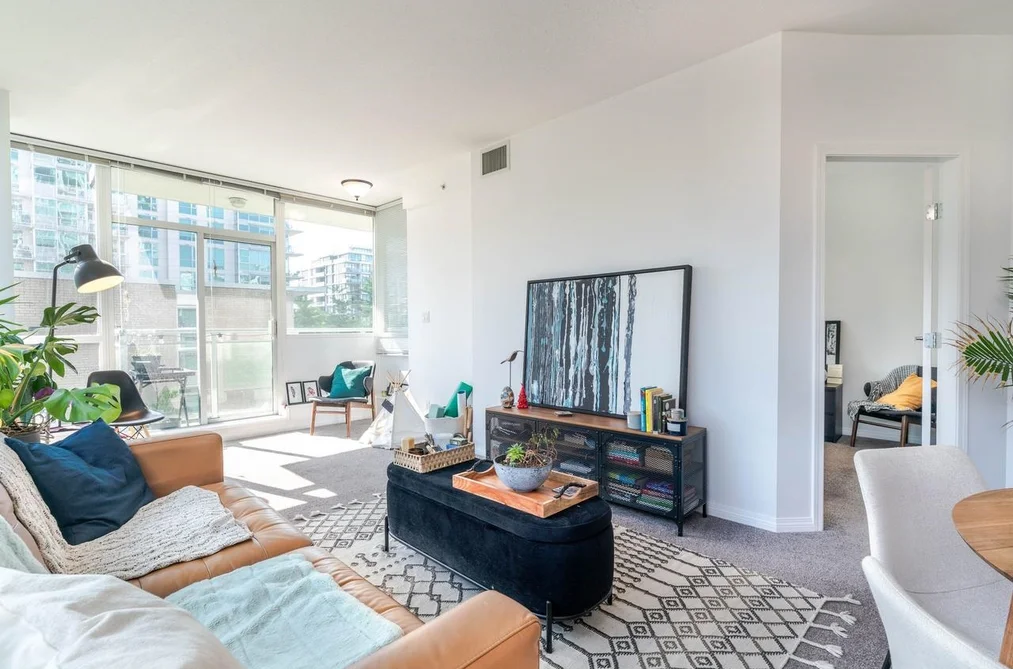 401 138 E ESPLANADE, North Vancouver BC V7L 4X9, North Vancouver BC — Residential for Sale - Photo 4