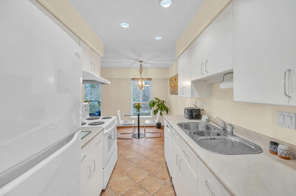 401 1718 NELSON STREET, Vancouver BC V6G 1M8, Vancouver BC — Residential for Sale — Photo 3 of 14